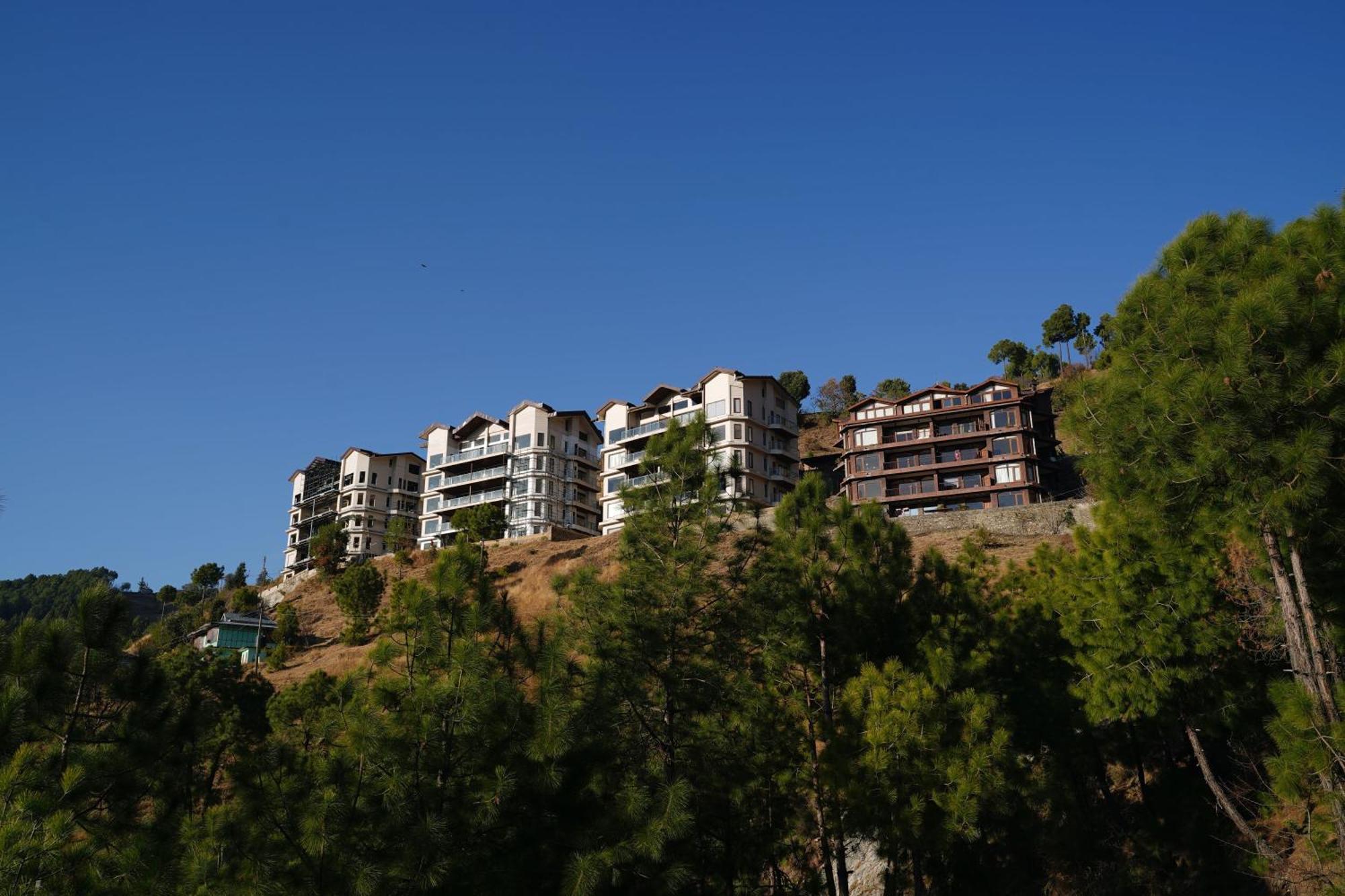 The Manor Luxury Apartments, Shimla Mashobra Esterno foto